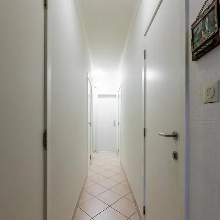 In With Sea Views Apartment *